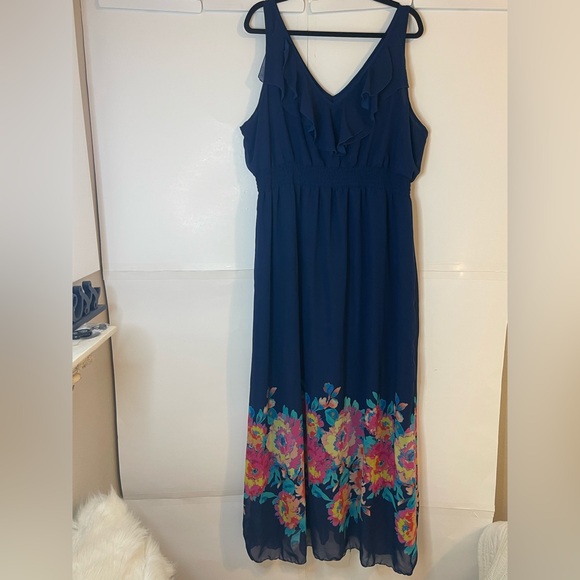 Old Navy Maxi Dress: Fully Lined Ruffled V Neck with Multi Colored Floral Print - Picture 3 of 16